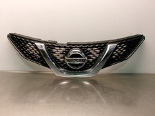 NISSAN QASHQAI 2015 Grille