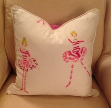 Harlequin 'Polly Pirouette'