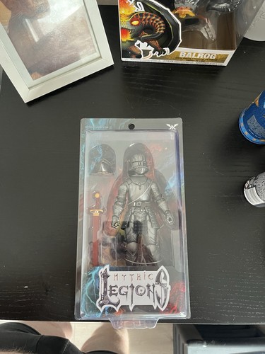 Mythic legions valiant knight - mythic,