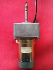 Used 1 Pcs Gear Motor Tokushu Dc TD3152G-24F-9K24C DC24V 5A Tested ai