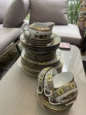 29 Piece Dinner Service Chinese Rose Gold Rim Vintage Retro bridgerton floral 