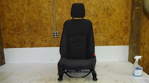 Passenger right front manual - front,