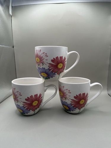 Set belleek living - a, of