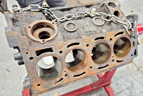 Triumph stag engine block - stag,