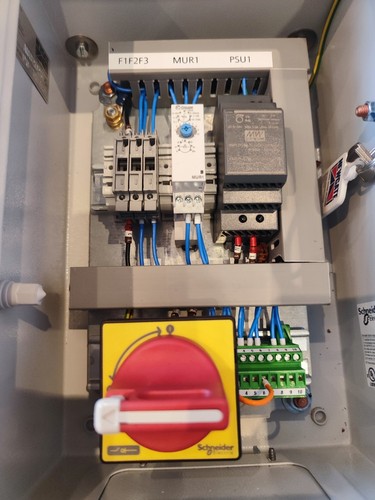 Schneider electric nsys3d3215p - electric,