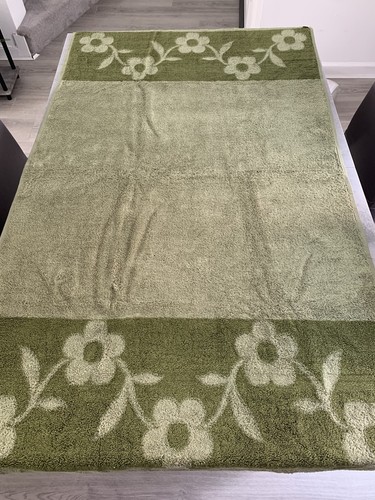 Vintage green floral royal - vintage,
