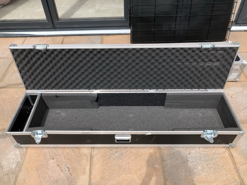 Large aluminium flight case - large,