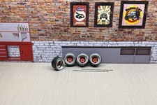 1:64 Chrome/red Advan Deep