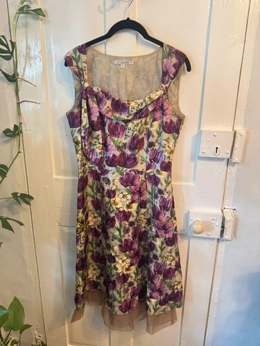 Jesiré silk floral occasion - silk,