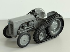 UNIVERSAL HOBBIES 1:16 SCALE