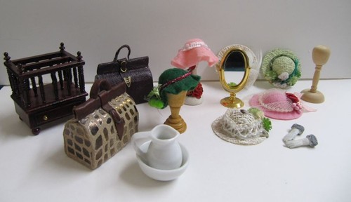 Dolls house accessories - accessories, joblot