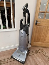 Miele S7580 AutoCare Upright