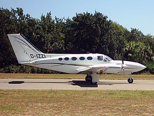 Giant scale cessna 421 - 1/4,