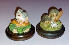 2 Country Artists Ornaments Squirrel and Hedgehog Figurine Resin Vintage 1990s 