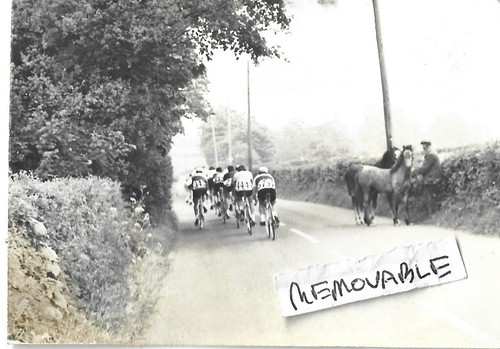 Vintage old photo cyclists - photo,