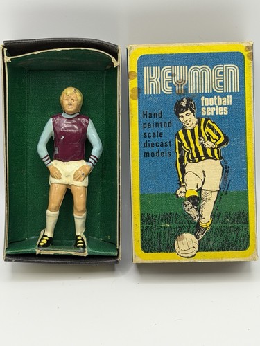 Keymen bobby moore - boxed, and