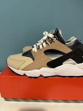 Nearly New Boxed Nike Air