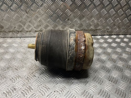 Audi 2010 rear air - c6,