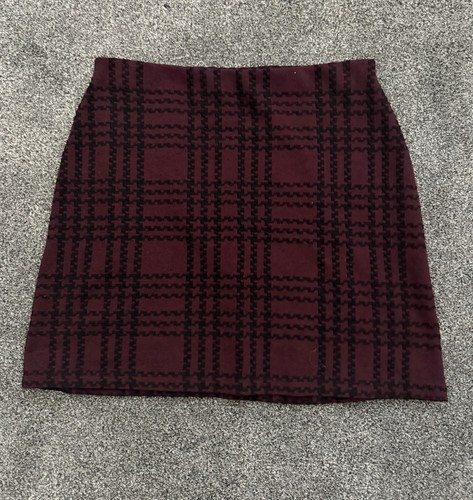 Textured check burgundy - check,