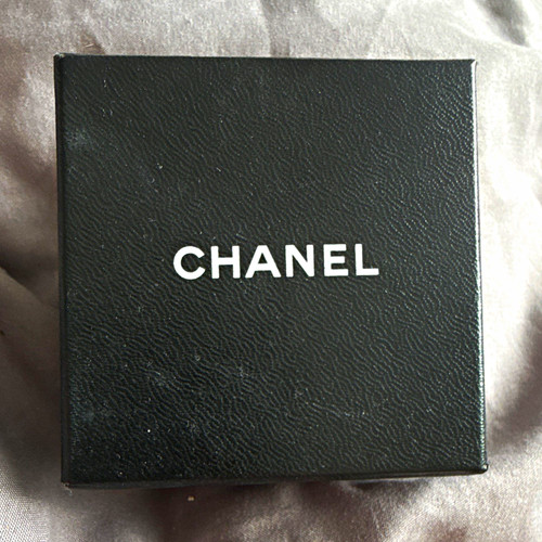 Chanel logo clear crystal - chanel,