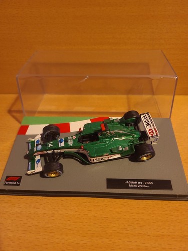 Mark webber jaguar model - r4, f1