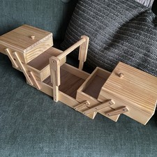 Wooden 3-Tier Cantilever