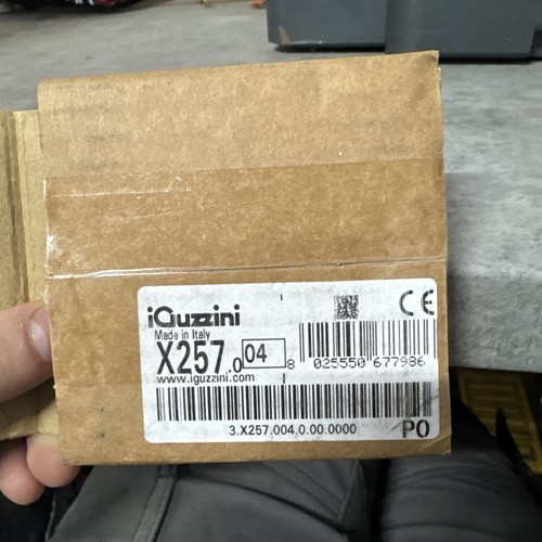 Iguzzini x257 04 - x6,
