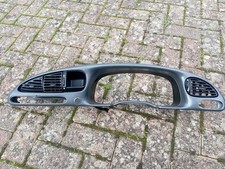 FORD MONDEO ZETEC / ST  MK2  DASH TRIM INSTRUMENT CLUSTER SURROUND  SILVER