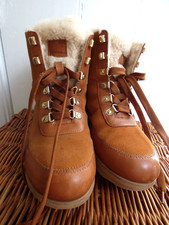 FITFLOP Tan suede and leather