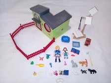 Playmobil City - Cat Clinic Hotel with Vet and Equipment - VGC