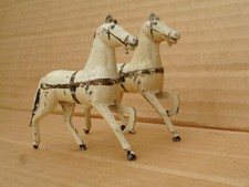 Benbros  Lead  figure 2 x Roman Chariot Horse's  Original Paint Work Britains