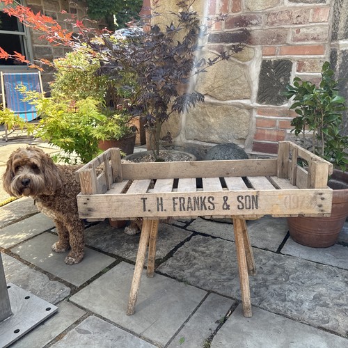 Wooden crate apples farmers - ~,