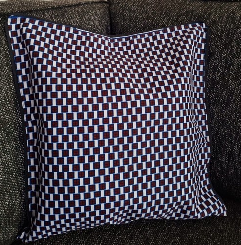 Check cushion cover 16 - check, 16"