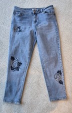 Tu Woman Floral Embroidered