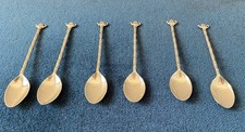 VINTAGE COLLECTORS TEASPOONS - TEAPOT SET OF SIX PROBABLY SILVER PLATE