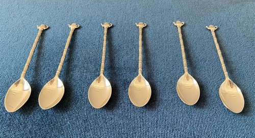 Vintage collectors teaspoons - vintage,