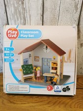 Playtive Wooden School