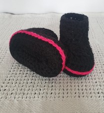 Crochet Booties. 9cm Sole 0-3