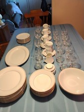 bone china dinnerware set for