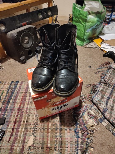 Martens uk 7 - dr.,