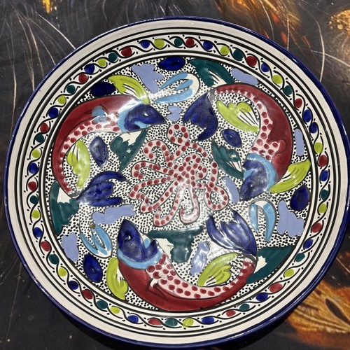 31cm round fish mosaic - ,