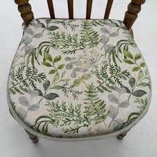 LIGHT GREEN FLORAL / FERN