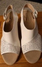 Ladies Clarks Ultimate Comfort