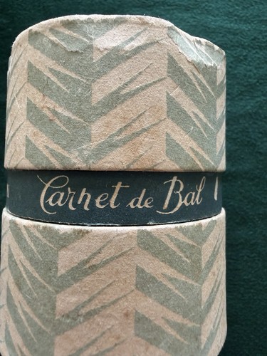 Vintage perfume bottle cachet - vintage,