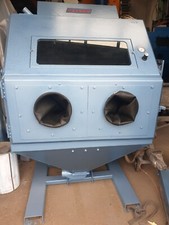 REDUCED GUYSON CABINET P/POT TURNTABLE CYCLONE SHOT BLASTING BEAD BLAST SAND