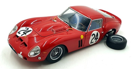 Kyosho scale diecast - 1/18,