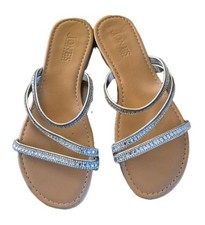 Jones Footwear women's