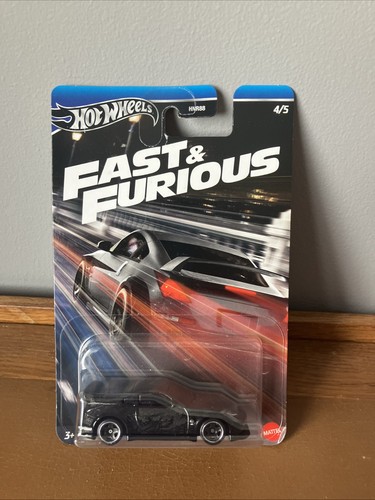 Hotwheels car nissan 350z - car,