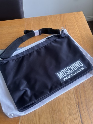 Moschino fragrances weekend - moschino,