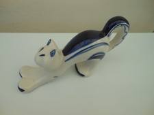 Gzhel blue & white cat stretching pottery figurine USSR Russian